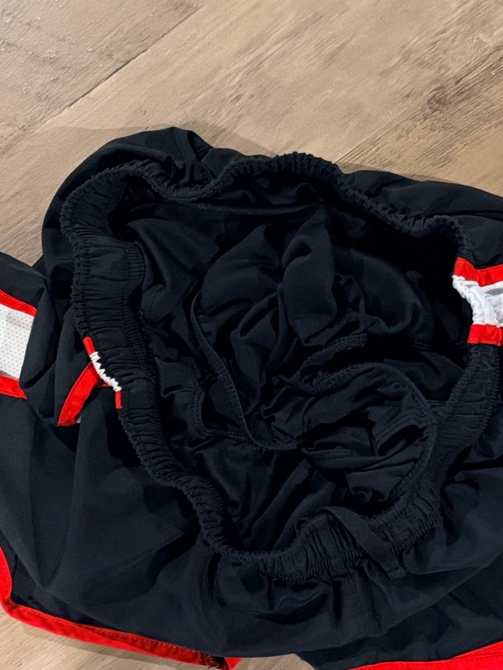 Nike Women Black Athletic Shorts Red Trim - Picture 6 of 9